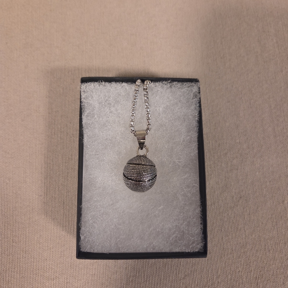 STAINLESS STEEL BASKETBALL NECKLACE